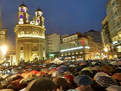 17-10-16 LumesNuncaMaisPontevedra01.jpeg